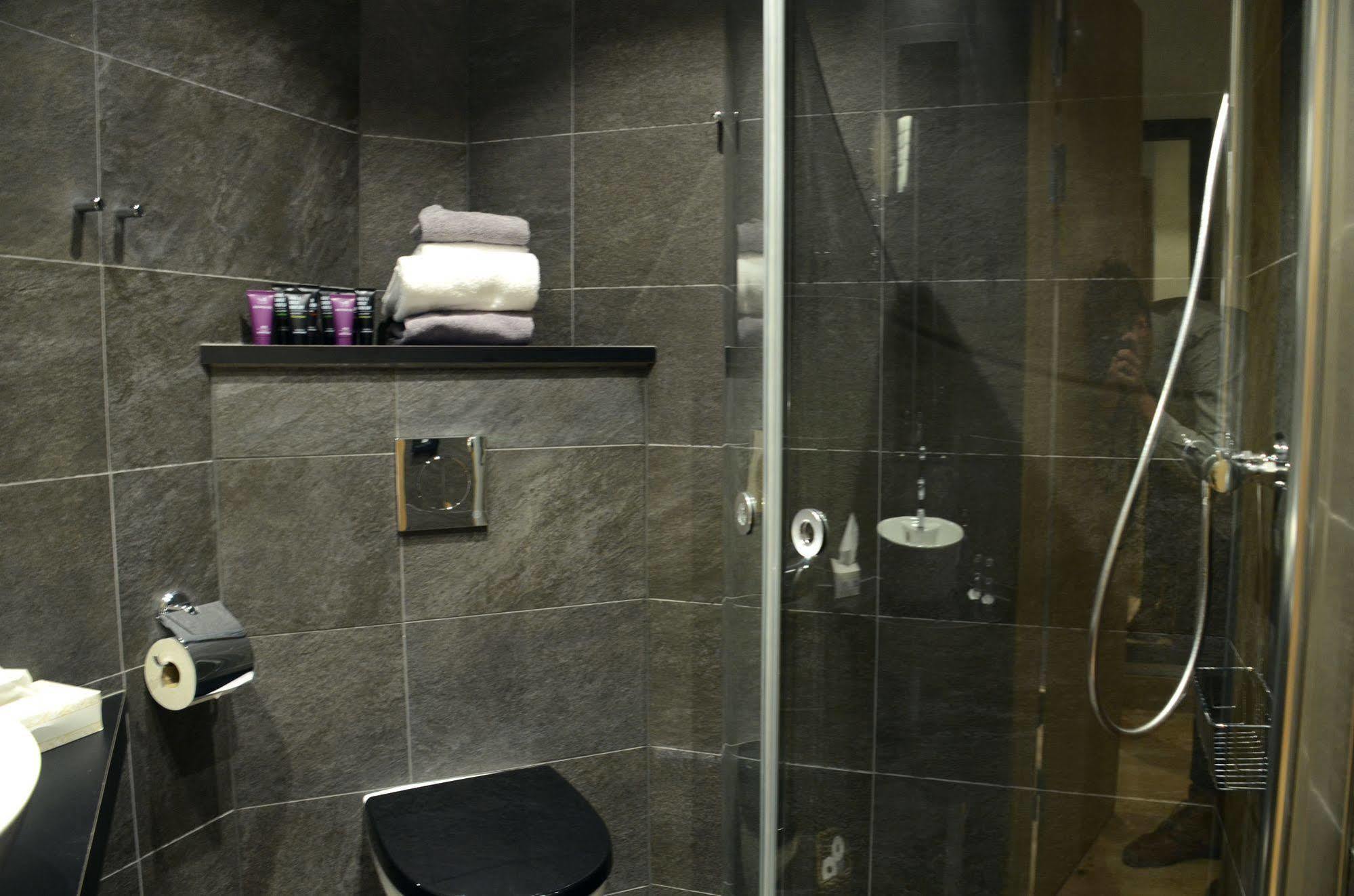 Home Hotel Bilan Karlstad Kültér fotó