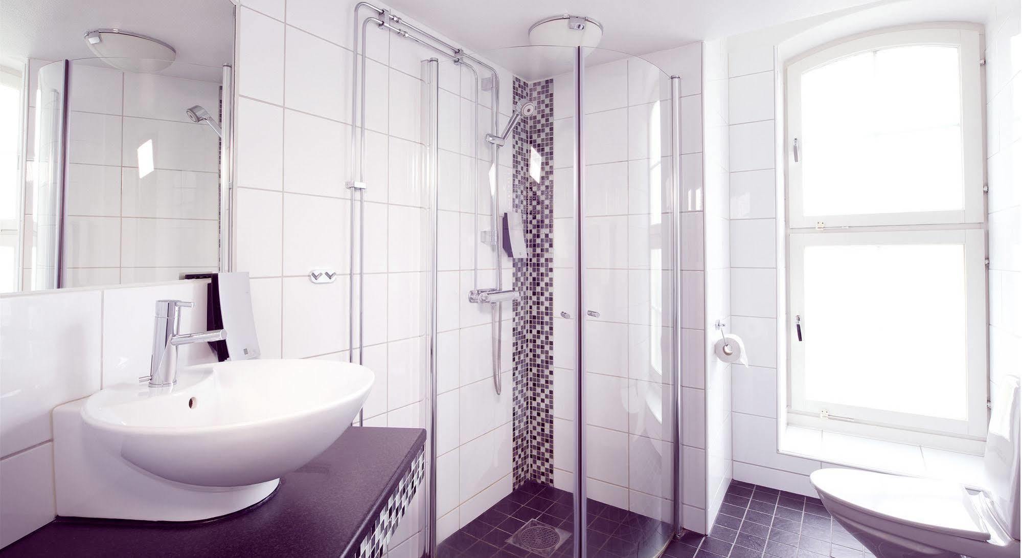 Home Hotel Bilan Karlstad Kültér fotó