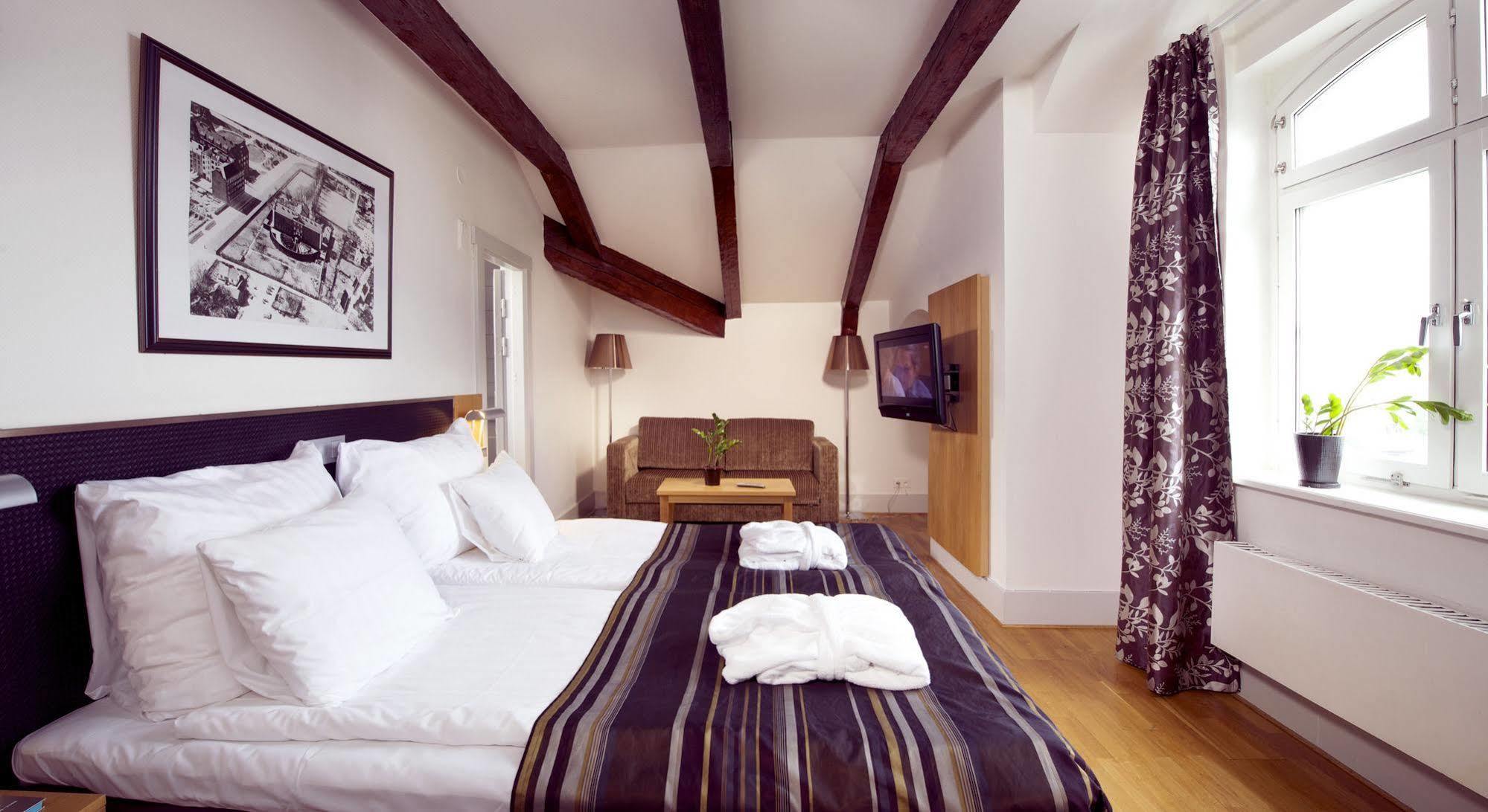 Home Hotel Bilan Karlstad Kültér fotó