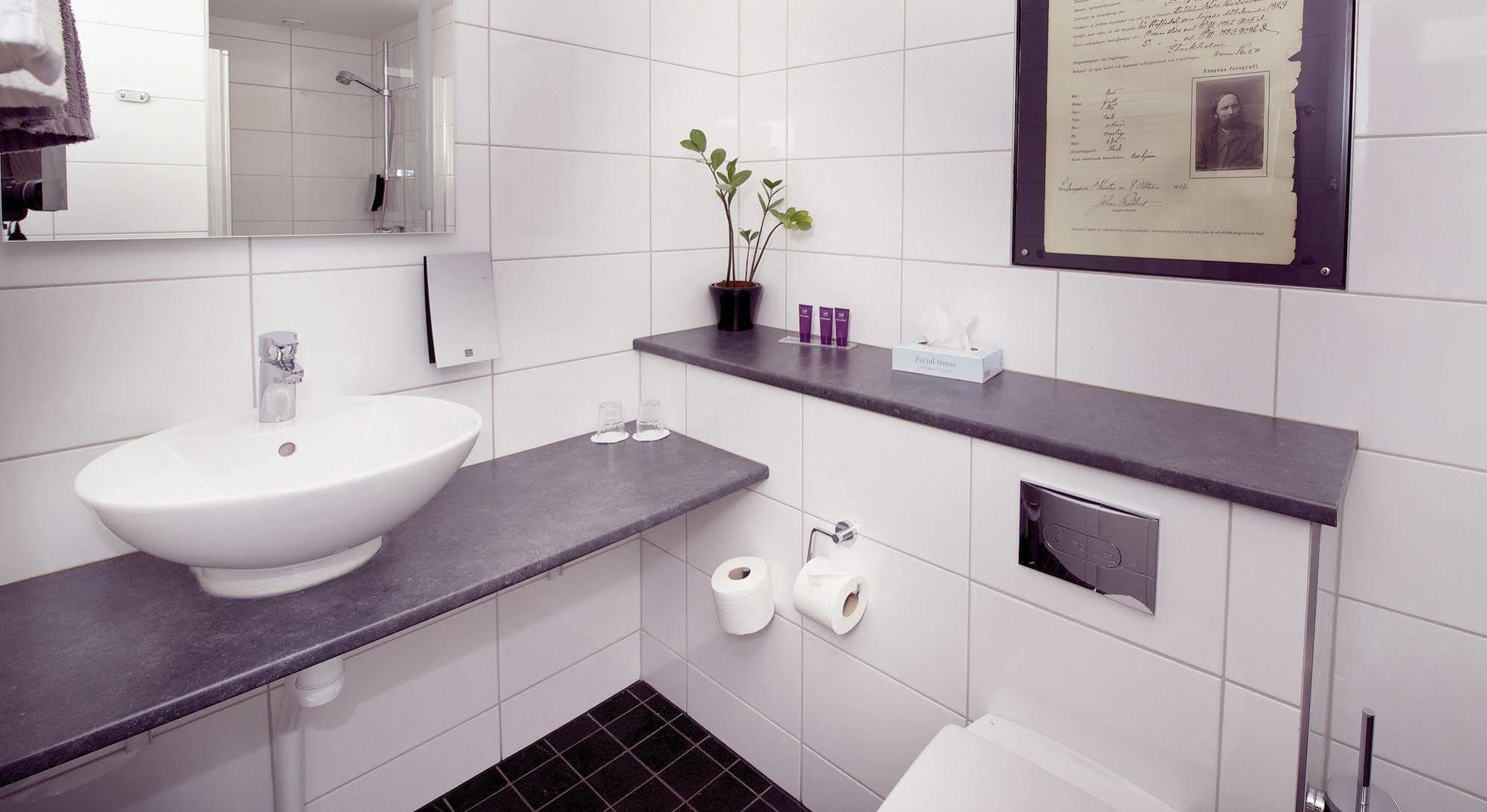 Home Hotel Bilan Karlstad Kültér fotó